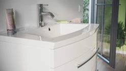 Waschtisch - weiß Hochglanz - mit Waschbecken - 82 cm -Baumarkt Verkaufsgeschäft 9004404900 04 1600Wx1600H