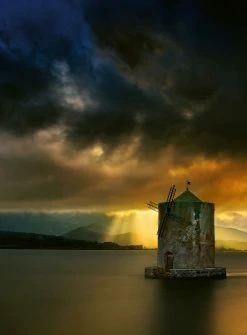 Fototapete DESIGNWALLS 2.0 - gelb-orange - Windmühle - 2,6 Meter